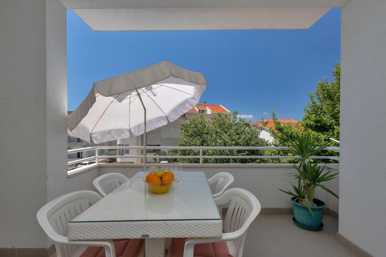 Apartments Marija Tucepi Ngoại thất bức ảnh