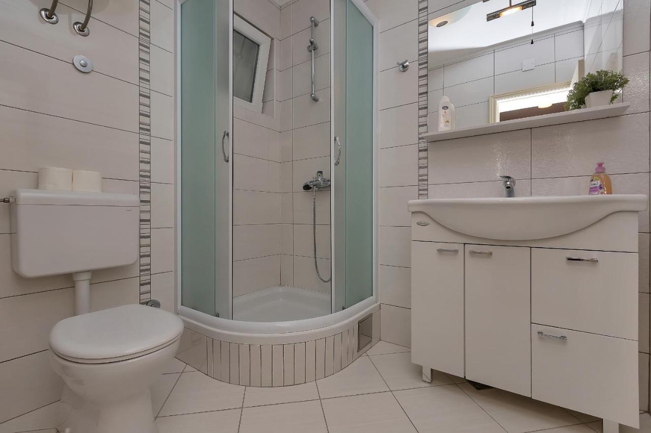 Apartments Marija Tucepi Ngoại thất bức ảnh