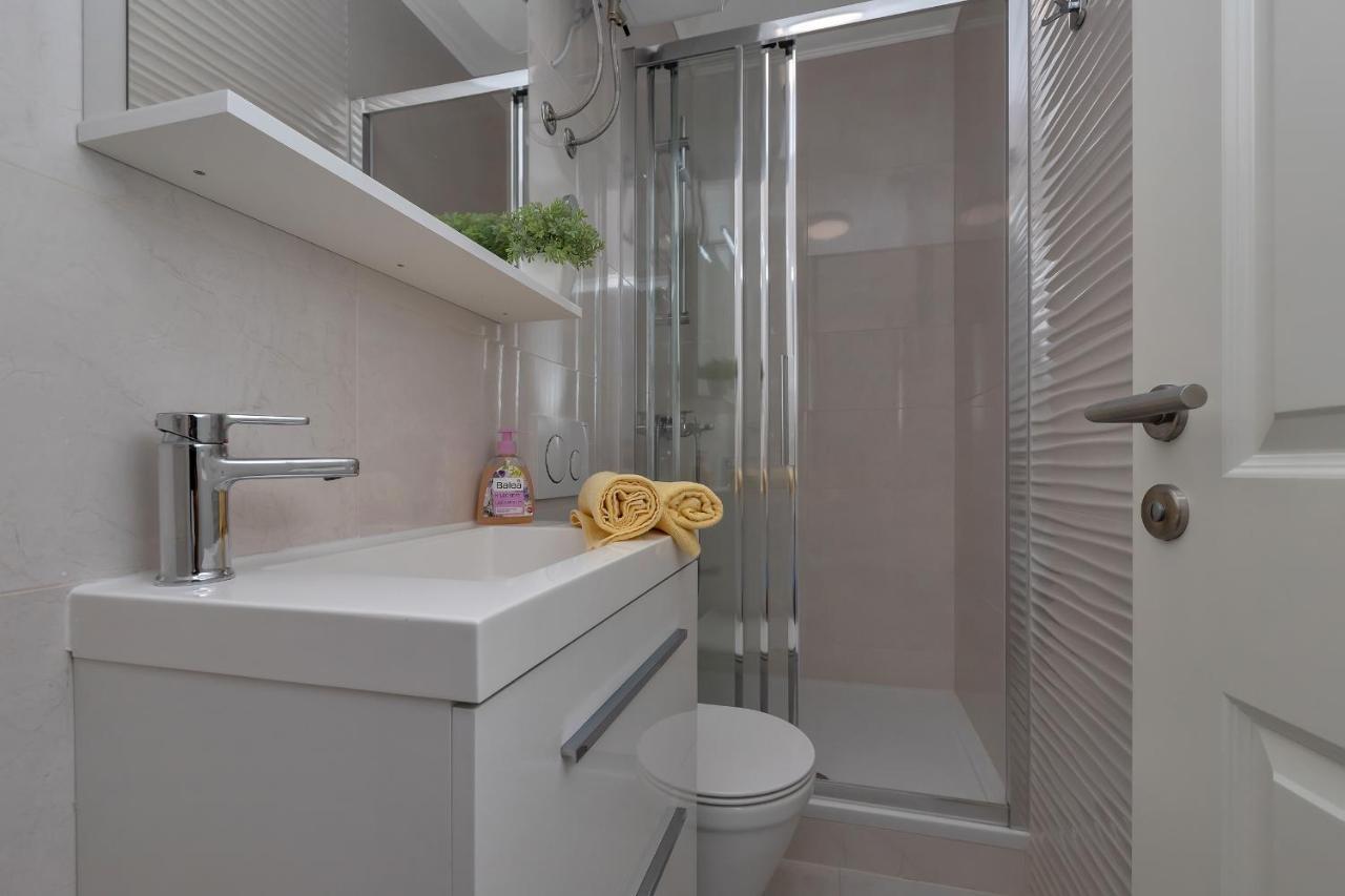 Apartments Marija Tucepi Ngoại thất bức ảnh