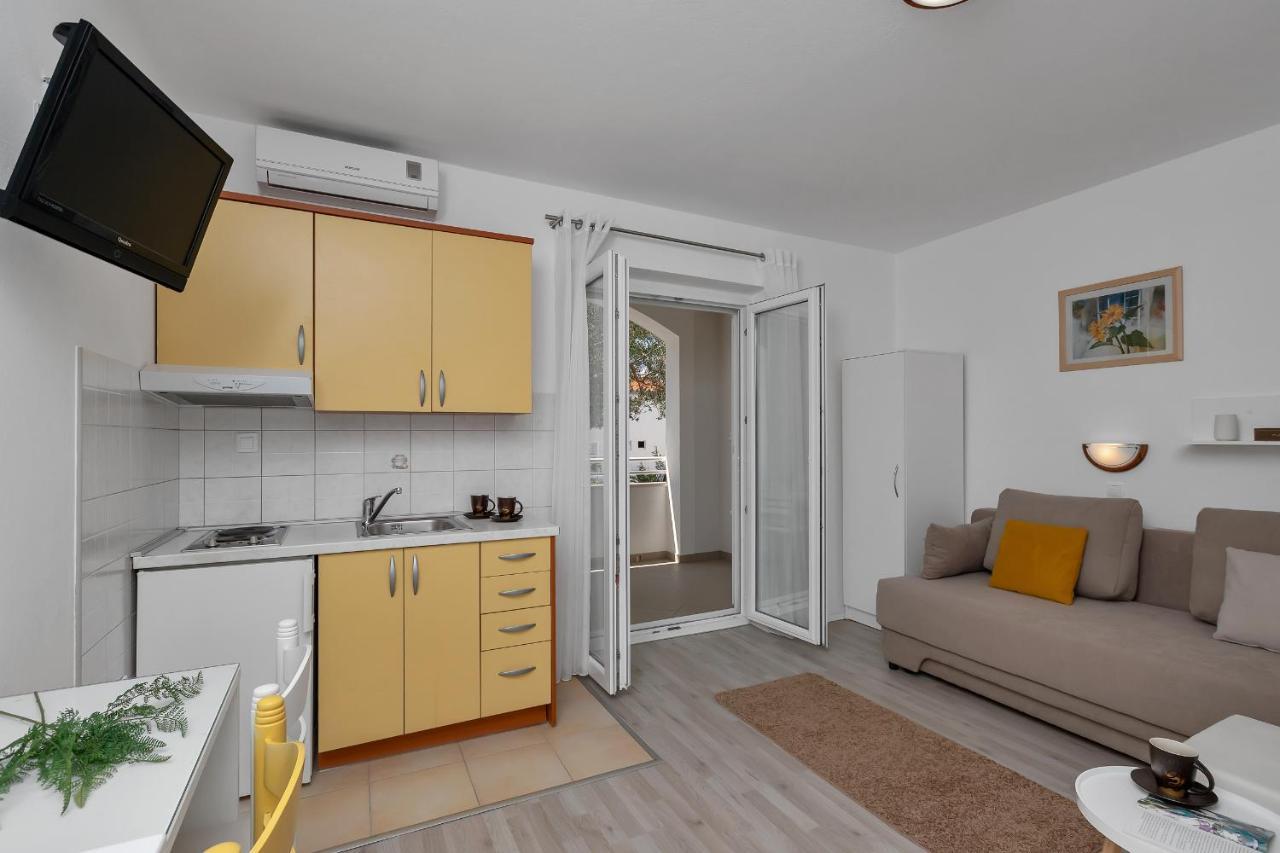 Apartments Marija Tucepi Ngoại thất bức ảnh