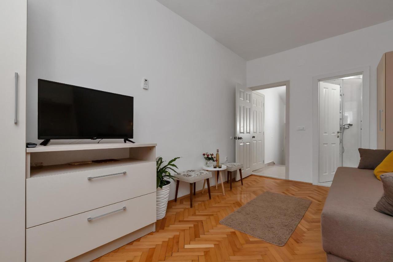 Apartments Marija Tucepi Ngoại thất bức ảnh