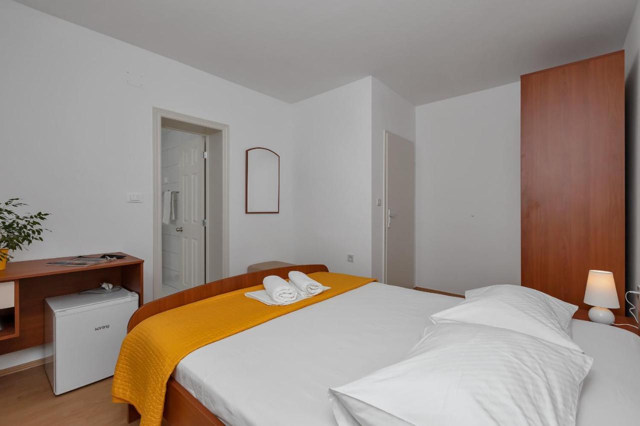 Apartments Marija Tucepi Ngoại thất bức ảnh